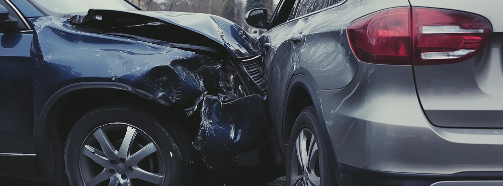 réparation pare-choc plastique — fissure et peinture carrosserie en Île-de-France